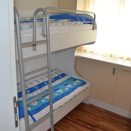 Apartment Dario *